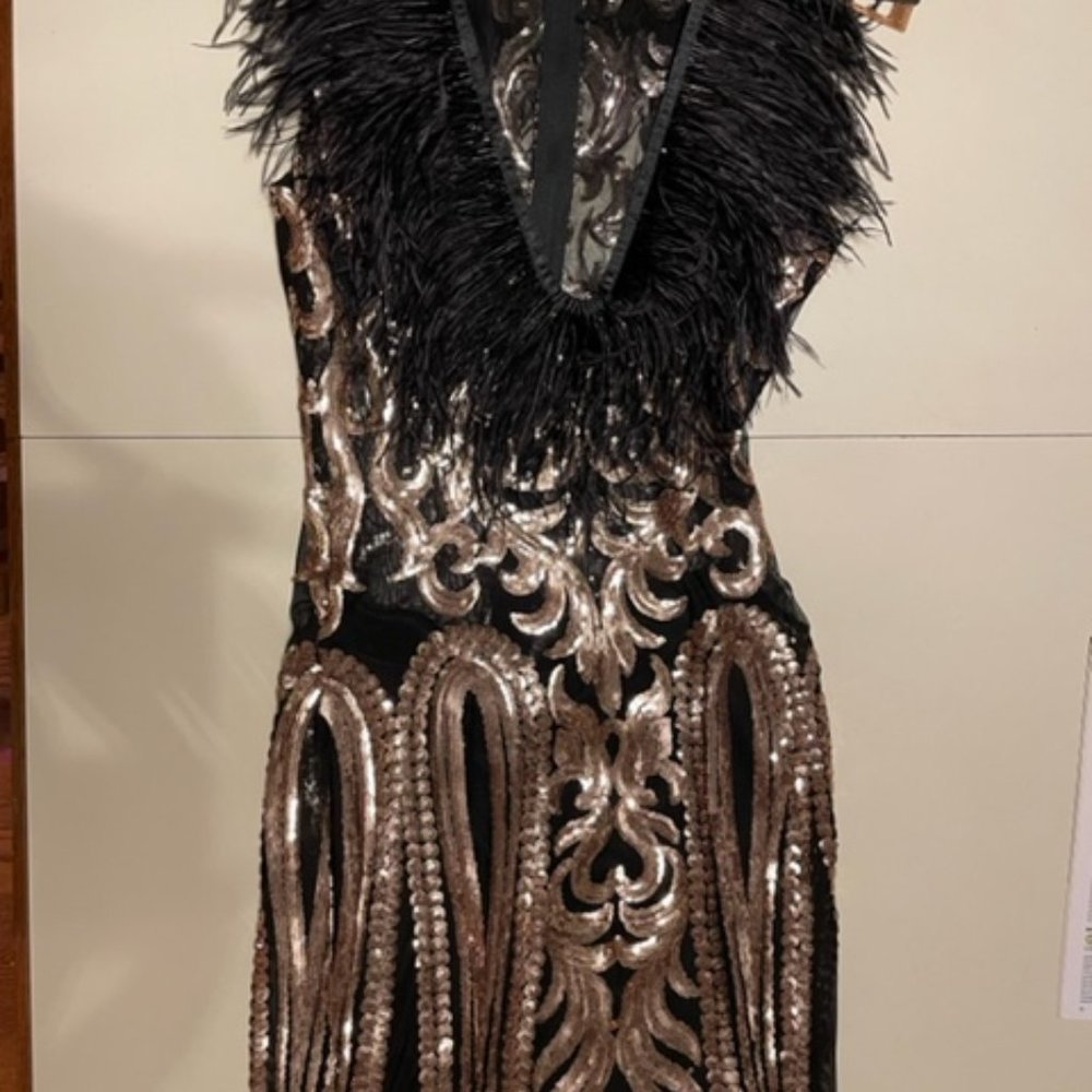 Valient Paris Sequin Feather Dress-Black and Gold Size Small